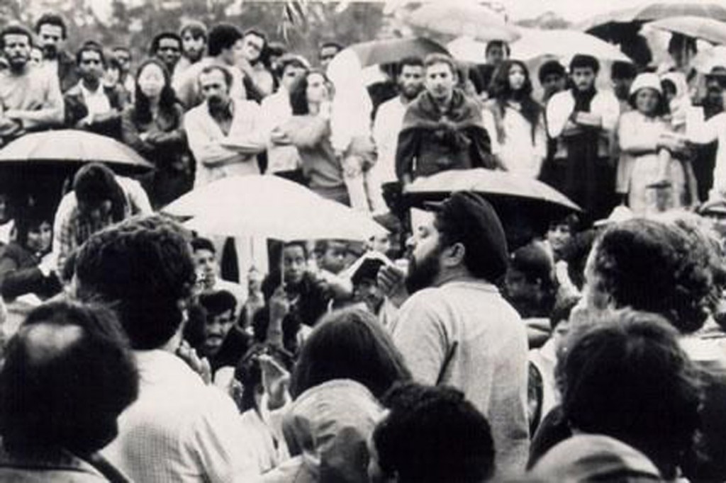 Lula fala aos delegados no Congresso de 1983.Crédito ABC de Luta