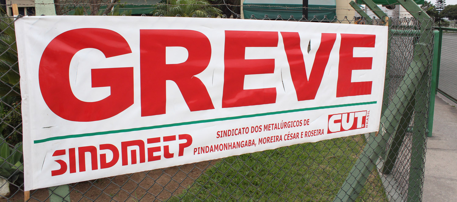 Greve arranca nova proposta da direção da Latasa