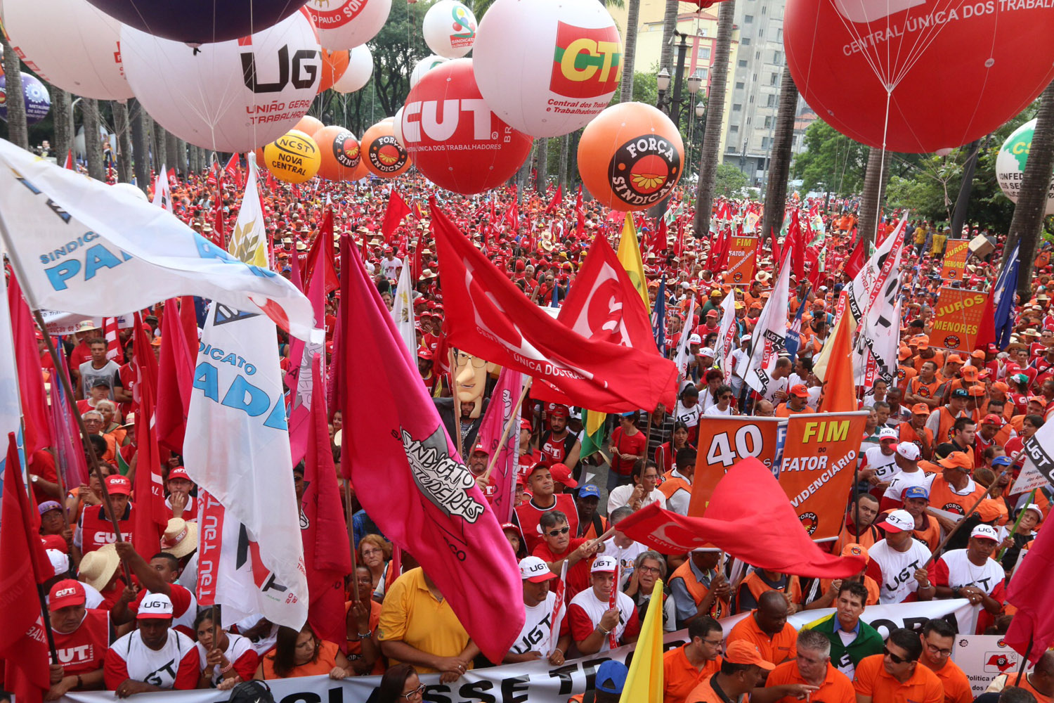 Mais de 40 mil pessoas lotam as ruas de SP na 8ª Marcha da Classe Trabalhadora