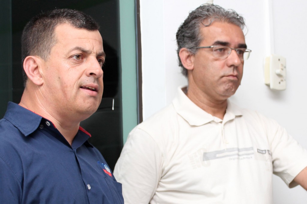 O secretário de Formação, Celso Antunes, e o professor Carlos de Souza