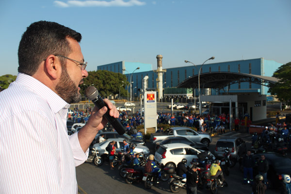 O presidente do sindicato, Herivelto Vela