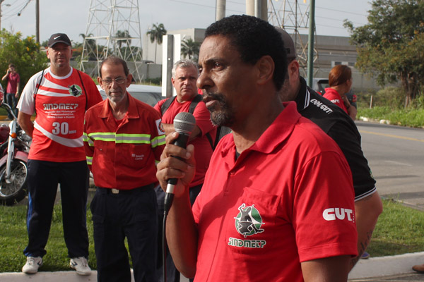 O dirigente sindical Nilton Roberto - Rivelino