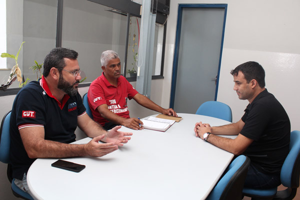 Sindicato dos Metalúrgicos faz nova reunião com INSS