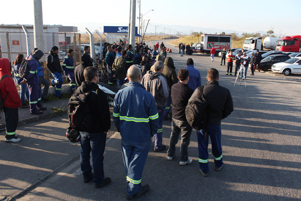 Paralisação na GV protesta por acidente na aciaria