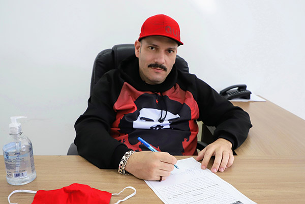 Nova direção do sindicato toma posse oficialmente