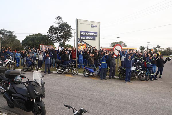 Trabalhadores da GV do Brasil fazem paralisação por PLR e Campanha Salarial