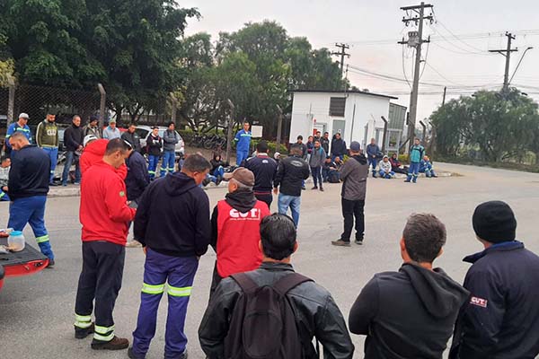 Trabalhadores da Elfer reprovam proposta de PLR