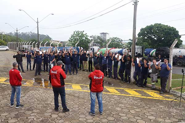 Acordos com aumento real aprovados na Tecnopackaging e Globe Machine