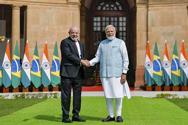 Na Índia, Lula recebe confirmação de investimento de R$ 5 bilhões na Novelis em Pinda