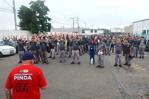 Trabalhadores da Incomisa recebem 1ª parcela da PLR